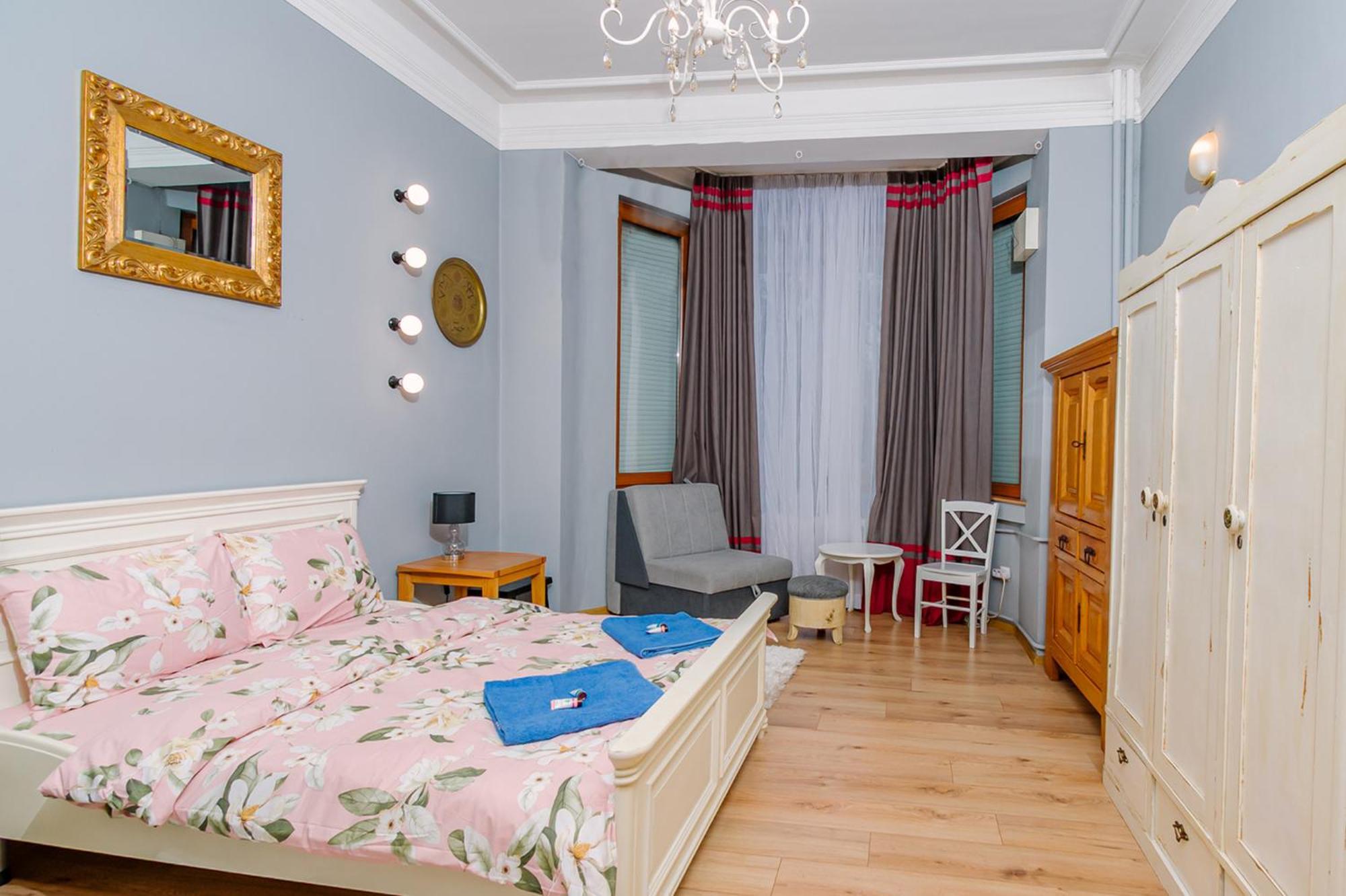 Top Center, 3Bdr, Heart Of The City, Free Secured Parking Sofia Exterior photo