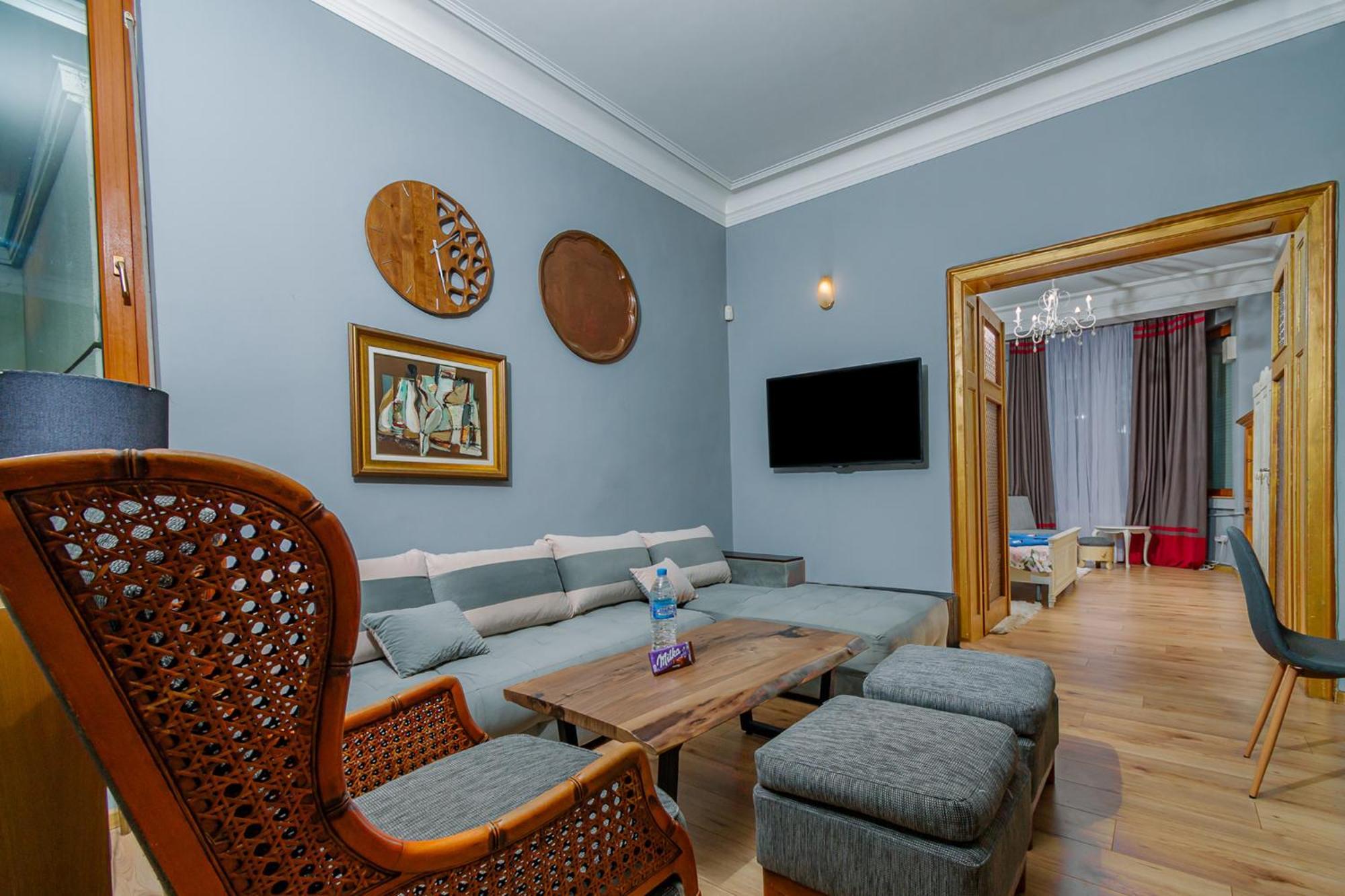 Top Center, 3Bdr, Heart Of The City, Free Secured Parking Sofia Exterior photo